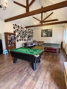 The Old Hay Barn - Games Room, Gym, Sleeps 8