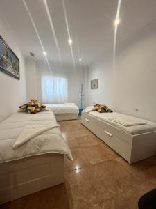 Terraza 120 m2 y paellero - Metro & Aeropuerto