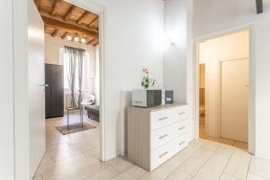 AM1 - Elegant three-room apt in the center