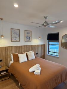 Waters Edge - Dunbar Court - Central Location