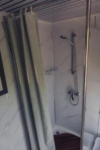 Spacious Bell Tent with Private Deck & Forest Access near Carson, Washington