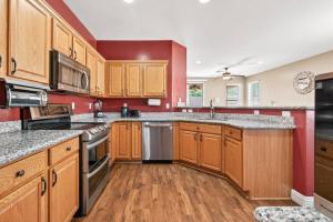 Family‑Friendly 4‑Bed Home | Patio, & Fast Wi‑Fi