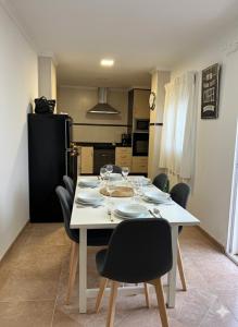 Terraza 120 m2 y paellero - Metro & Aeropuerto