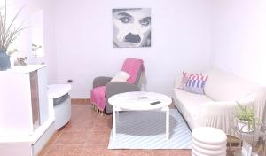 Beautiful house near the center with terrace