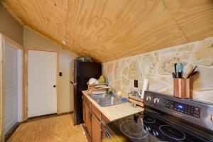 3 Mi to San Felipe Springs Park Studio with Yard