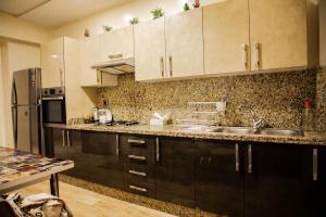 Cozy Flat with Gym, fast WiFi and Great Location