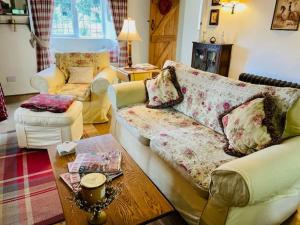 Fairytale Cottage in the Country