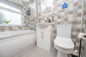 Cosy Clay Home, Near Airport, NEC, City Centre