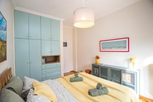 WM Ilissian boutique