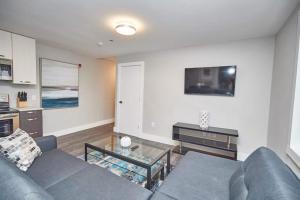 Clifton Hill Hideaway 2a - Two Bedroom Condo