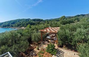 Nice Apartment In Lumbarda With House Sea View