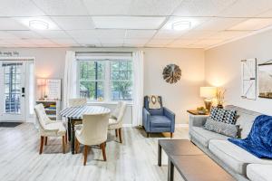 Rustic Cowboy Ranch Retreat: Stay Near Nashville