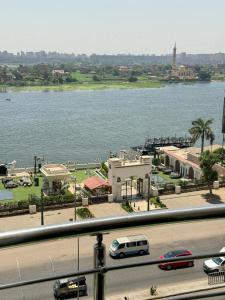 Apartment with a direct view of the Nile