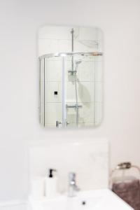 The Queens Ground Floor Apartment