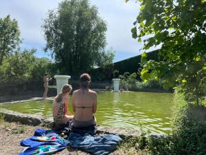 Plantkot, a cozy apartment full of plants of tinykot