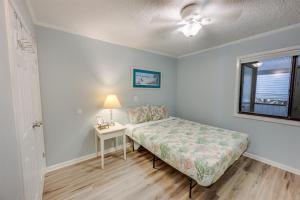 Ocean View 3BR Pelicans WatchPoolSteps to Beach