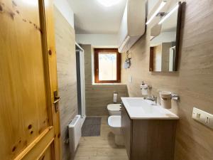 Near the Cable Cars with Views of the Lake