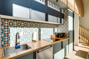 4 Mi to Dtwn Brevard Modern Pisgah Forest Getaway