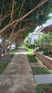 3 BDR Quiet and Secure Home- Views, Private Yard and Pool