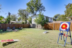 Dog-Friendly Dallas Home with Fenced Yard!
