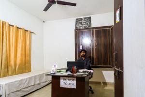 Hotel O Shri Vinayak Guest House