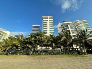 Apartamento con salida a la playa