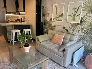 2H2B I Santiago Centro I Movistar Arena