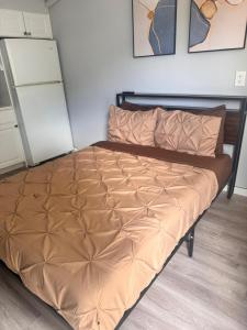 Cozy Studio, Studio City Unit 2