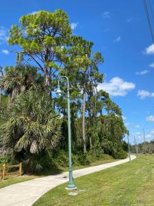 Florida condo close to Warm Mineral Springs