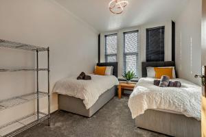 The Milton Smart Spacious 3-Bed Bournemouth Apartment