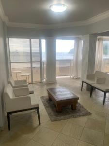 Apartamento Frente Mar Barra Sul