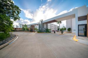 Modern and Spacious Apartment in Cancun, 2 Bedrooms