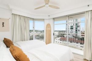 Ocean View Coastal Haven in Burleigh Heads