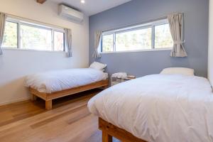 PEAK 33 - A Private Stand-Alone Modern & Cosy Chalet