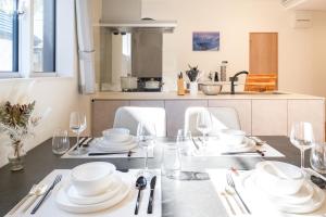 PEAK 33 - A Private Stand-Alone Modern & Cosy Chalet