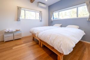 PEAK 33 - A Private Stand-Alone Modern & Cosy Chalet