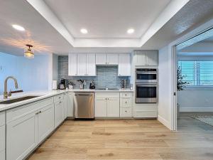 Luxury Penthouse On the Beach Ocean View