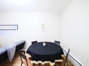 Bright 1BR Getaway Wi-Fi - mins to NYC