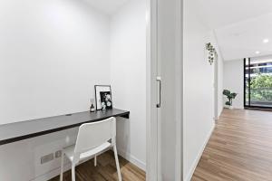 Chic Apartment Near Sydney Airport & CBD