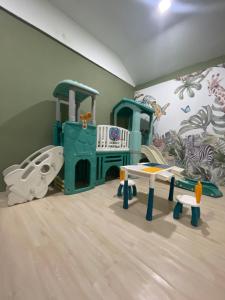 Kerlingfornia Kiddo Kingdom