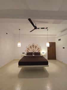 Bunky Monkey by Monara