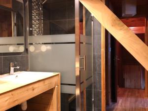 Chalet spacieux 14 pers, 300 m², Wi-Fi - FR-1-815-22