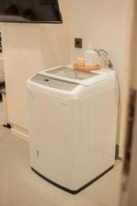 Cozy Central District Loft Style Studio 2A !