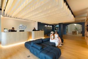 Hotel Tide Phuket Beachfront