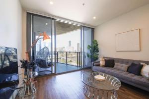 Southbank exceptional View with huge balcony High Lvl Suite style APT