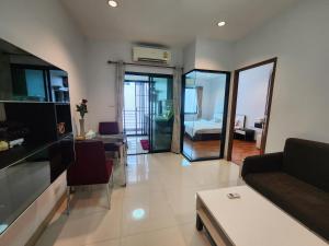 Cat Mama Penthouse Vtwin service apartment