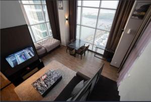 Maritime suite Karpal sign sea view