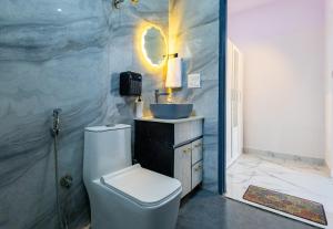 Alaya Stays Nathaniel 3 BHK Pet friendly Farmhouse with Pool & Garden