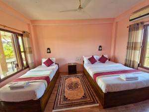 Hotel Tree Tops- A Serene Friendly Hotel in Sauraha