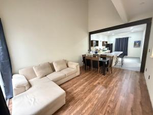 Luxury Home Downtown Jacuzzi Coworking